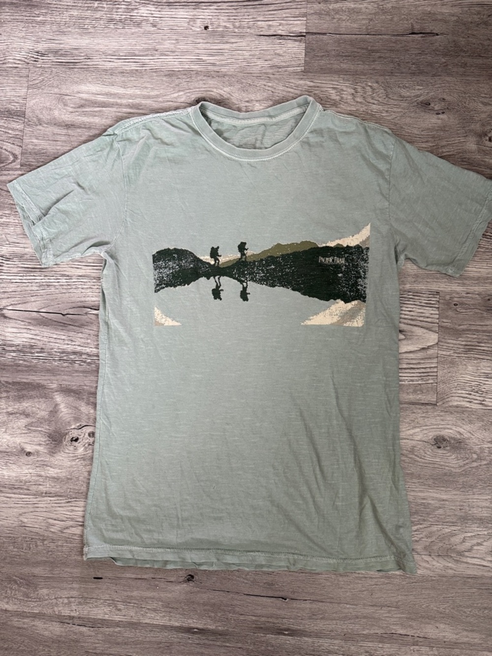 Pacific Trail Men's Sage Green Graphic Tee